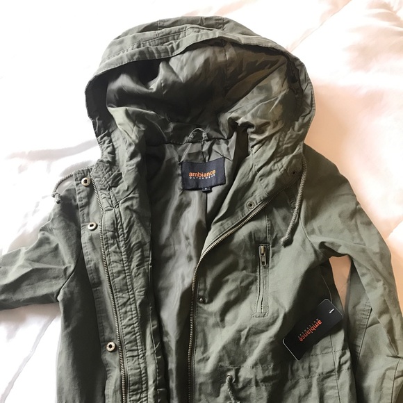 New olive green utility jacket - Picture 7 of 8